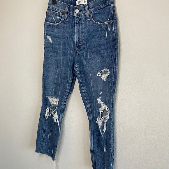 Abercrombie The Mom Jean High Rise Distressed - Size 24/00XS - Picture 2 of 5